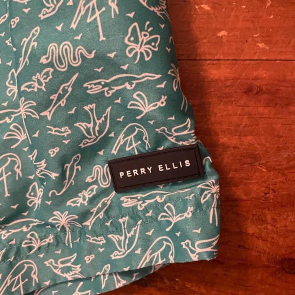 Perry Ellis Green Swim Trunks - Picture 4 of 9